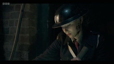 Life_After_Life_S01E04_mkv10909.jpg
