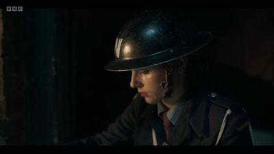 Life_After_Life_S01E04_mkv10917.jpg