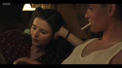 Life_After_Life_S01E04_mkv10955.jpg