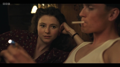 Life_After_Life_S01E04_mkv10969.jpg
