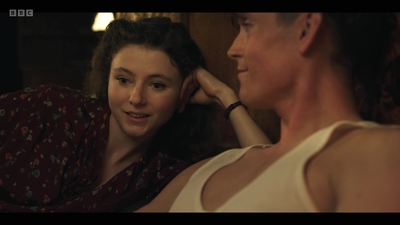 Life_After_Life_S01E04_mkv10994.jpg