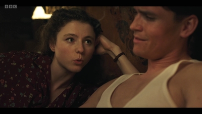 Life_After_Life_S01E04_mkv10998.jpg