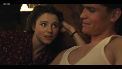 Life_After_Life_S01E04_mkv10999.jpg