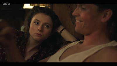 Life_After_Life_S01E04_mkv11004.jpg