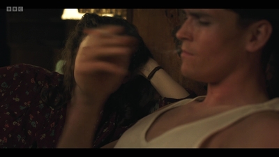 Life_After_Life_S01E04_mkv11006.jpg