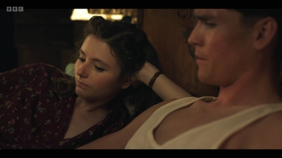 Life_After_Life_S01E04_mkv11008.jpg