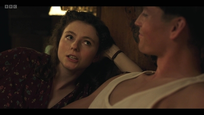 Life_After_Life_S01E04_mkv11019.jpg