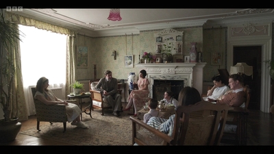 Life_After_Life_S01E04_mkv11158.jpg