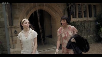 Life_After_Life_S01E04_mkv11179.jpg