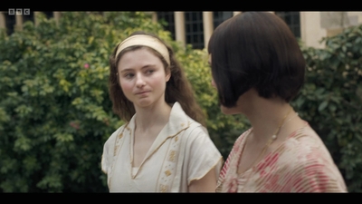 Life_After_Life_S01E04_mkv11187.jpg