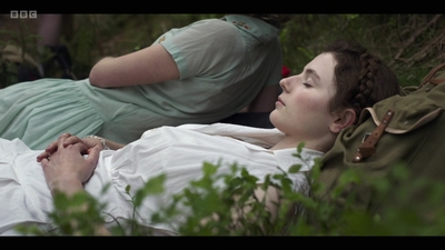 Life_After_Life_S01E04_mkv11245.jpg
