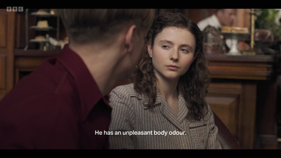 Life_After_Life_S01E04_mkv11290.jpg