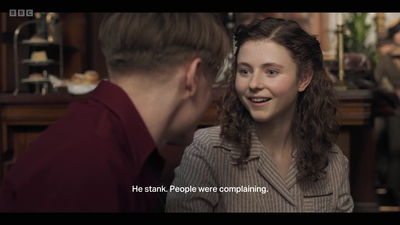 Life_After_Life_S01E04_mkv11302.jpg