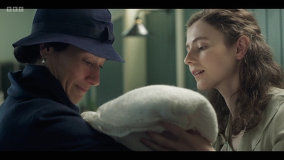 Life_After_Life_S01E04_mkv11369.jpg