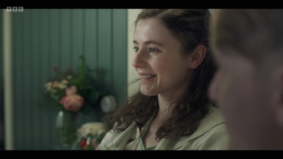Life_After_Life_S01E04_mkv11389.jpg