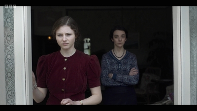 Life_After_Life_S01E04_mkv11403.jpg