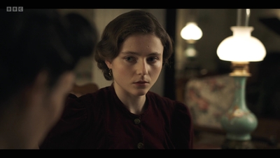 Life_After_Life_S01E04_mkv11545.jpg
