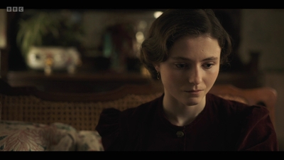 Life_After_Life_S01E04_mkv11560.jpg