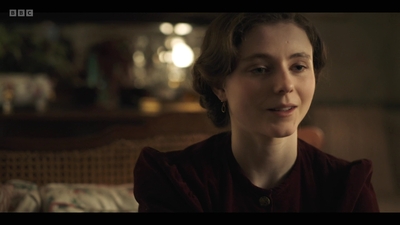 Life_After_Life_S01E04_mkv11593.jpg