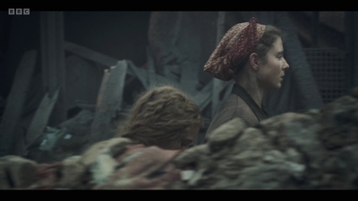 Life_After_Life_S01E04_mkv11715.jpg