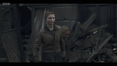 Life_After_Life_S01E04_mkv11731.jpg