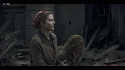 Life_After_Life_S01E04_mkv11737.jpg