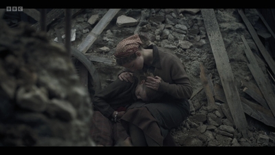 Life_After_Life_S01E04_mkv11758.jpg