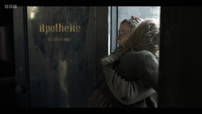 Life_After_Life_S01E04_mkv11790.jpg