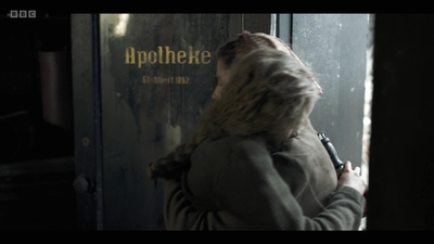 Life_After_Life_S01E04_mkv11791.jpg