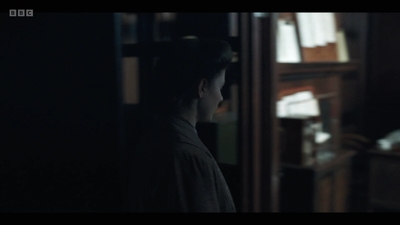 Life_After_Life_S01E04_mkv12167.jpg