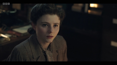 Life_After_Life_S01E04_mkv12183.jpg