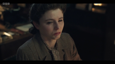 Life_After_Life_S01E04_mkv12203.jpg