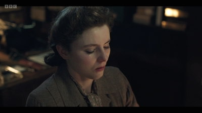 Life_After_Life_S01E04_mkv12207.jpg