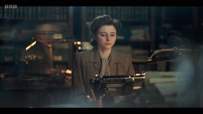 Life_After_Life_S01E04_mkv12238.jpg