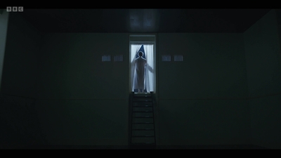 Life_After_Life_S01E04_mkv12618.jpg