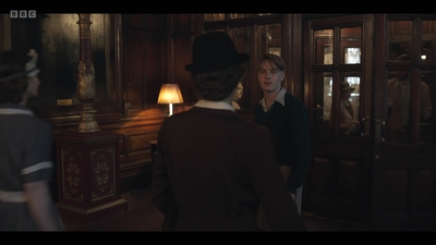 Life_After_Life_S01E04_mkv12667.jpg