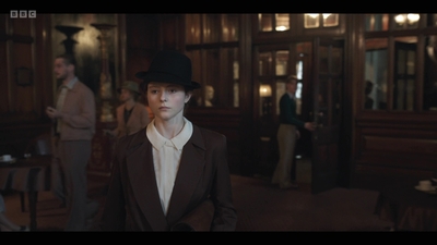 Life_After_Life_S01E04_mkv12672.jpg