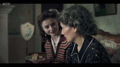 Life_After_Life_S01E04_mkv12956.jpg