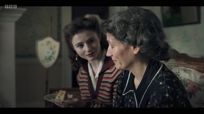 Life_After_Life_S01E04_mkv12957.jpg
