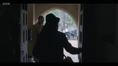 Life_After_Life_S01E04_mkv13078.jpg