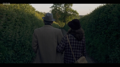 Life_After_Life_S01E04_mkv13086.jpg
