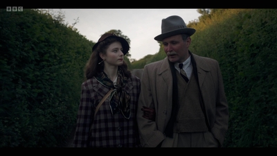 Life_After_Life_S01E04_mkv13097.jpg