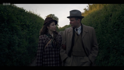 Life_After_Life_S01E04_mkv13102.jpg