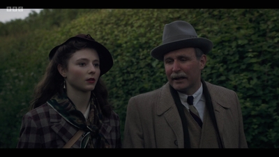 Life_After_Life_S01E04_mkv13114.jpg