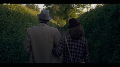 Life_After_Life_S01E04_mkv13120.jpg