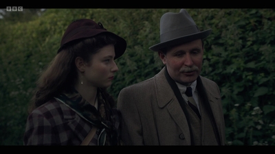 Life_After_Life_S01E04_mkv13127.jpg