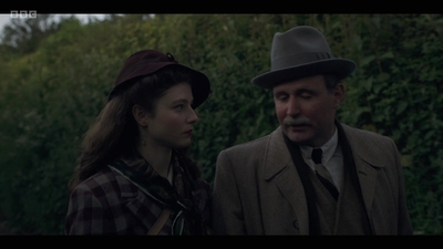 Life_After_Life_S01E04_mkv13132.jpg