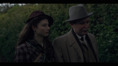 Life_After_Life_S01E04_mkv13133.jpg