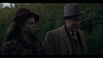 Life_After_Life_S01E04_mkv13137.jpg