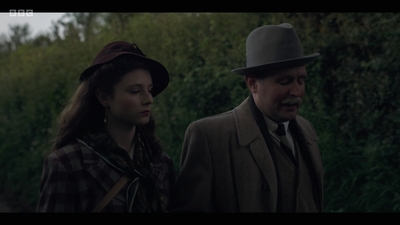 Life_After_Life_S01E04_mkv13139.jpg